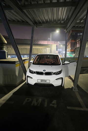 Parking mesto u novoj zgradi kod Susa