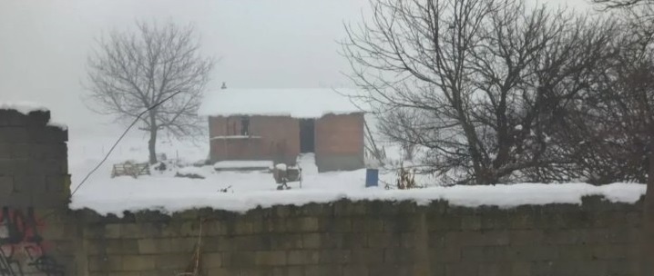 Plac sa kucom Beograd-Borca