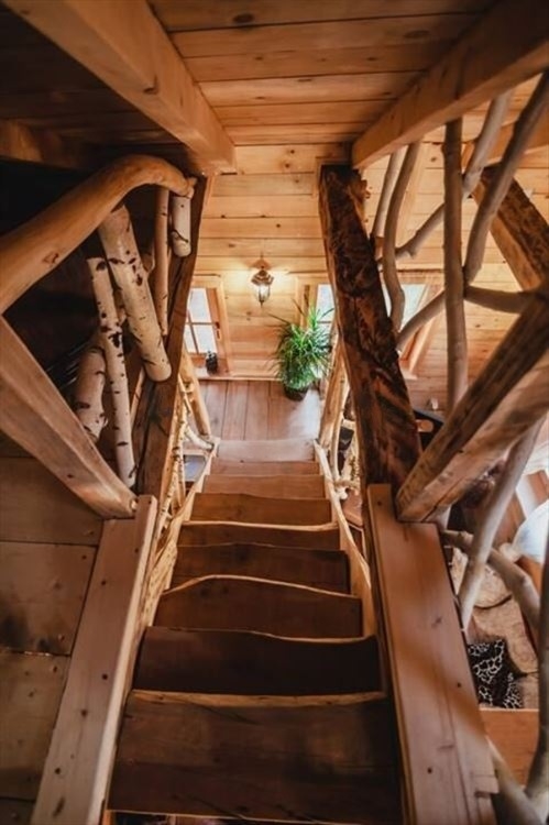 Etno selo na 2.2ha sa kucom,vajatima i bazenom