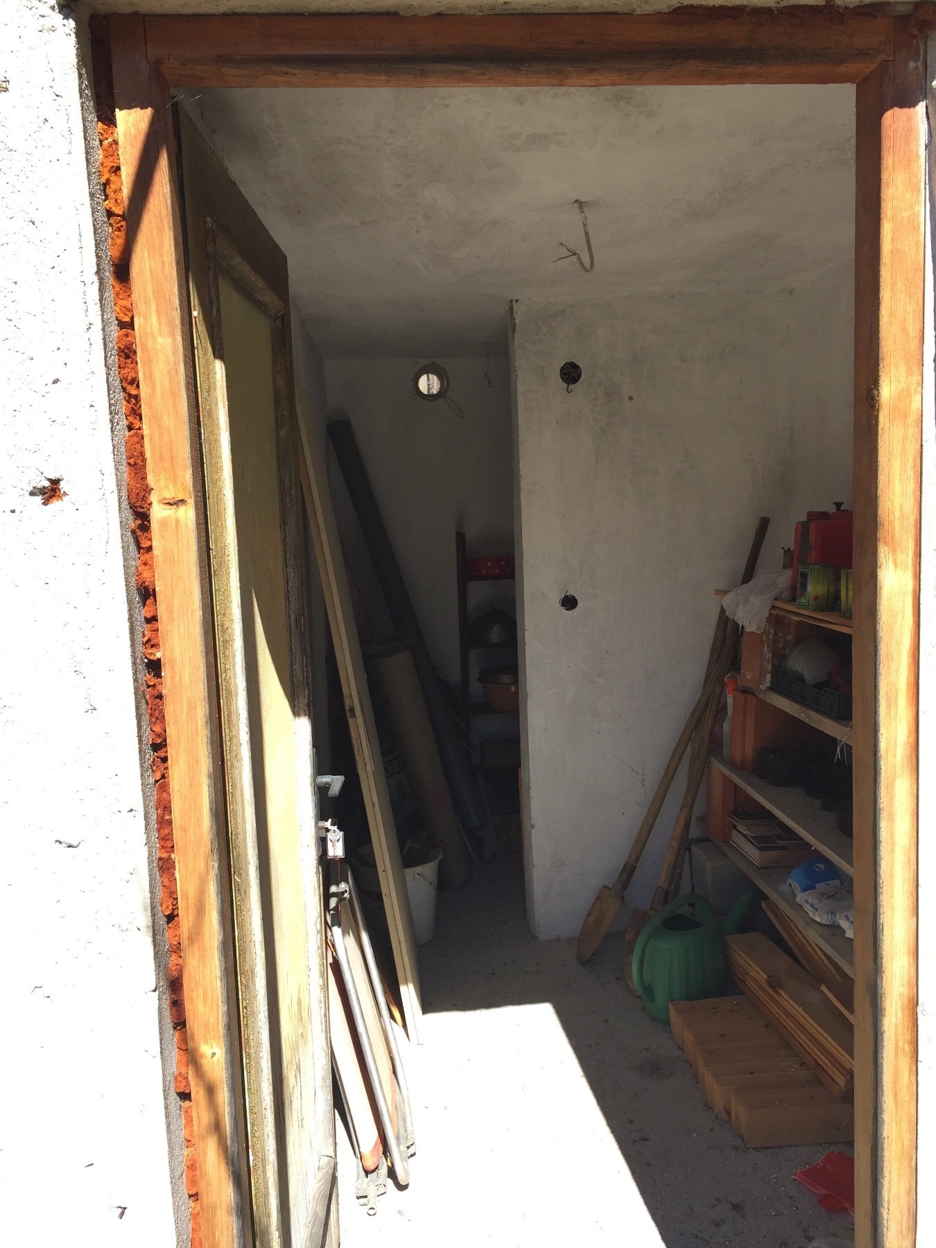 Prodajem vikendicu na Jelovoj Gori-Uzice