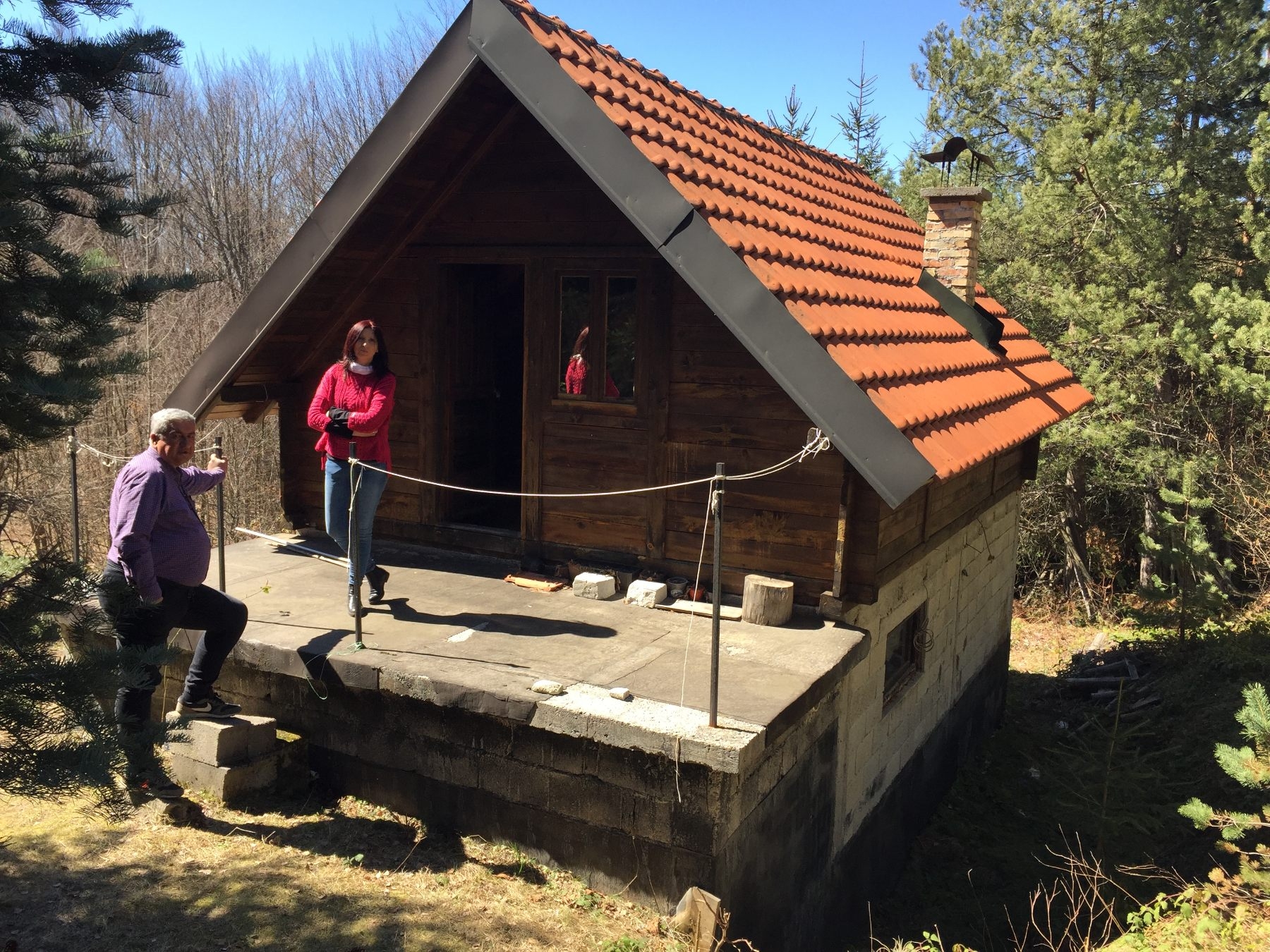 Prodajem vikendicu na Jelovoj Gori-Uzice
