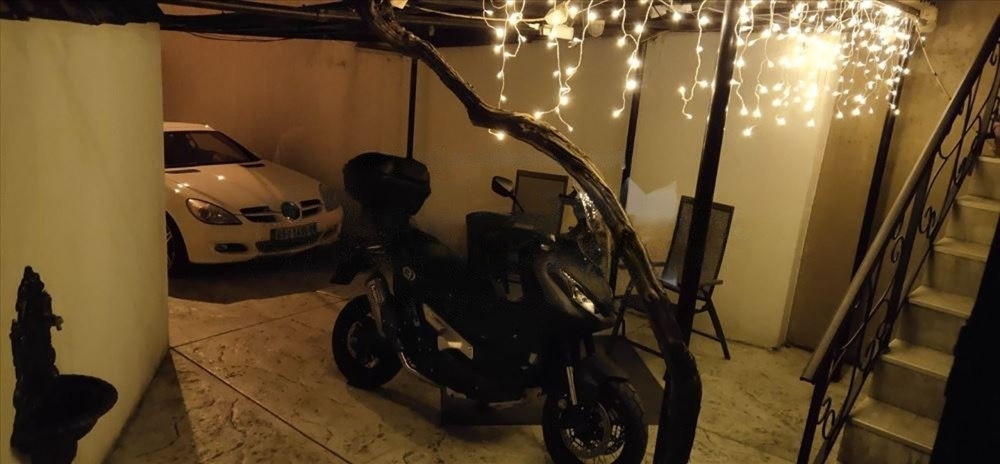 Centar Zemuna kuca sa dva stana-retko u ponudi