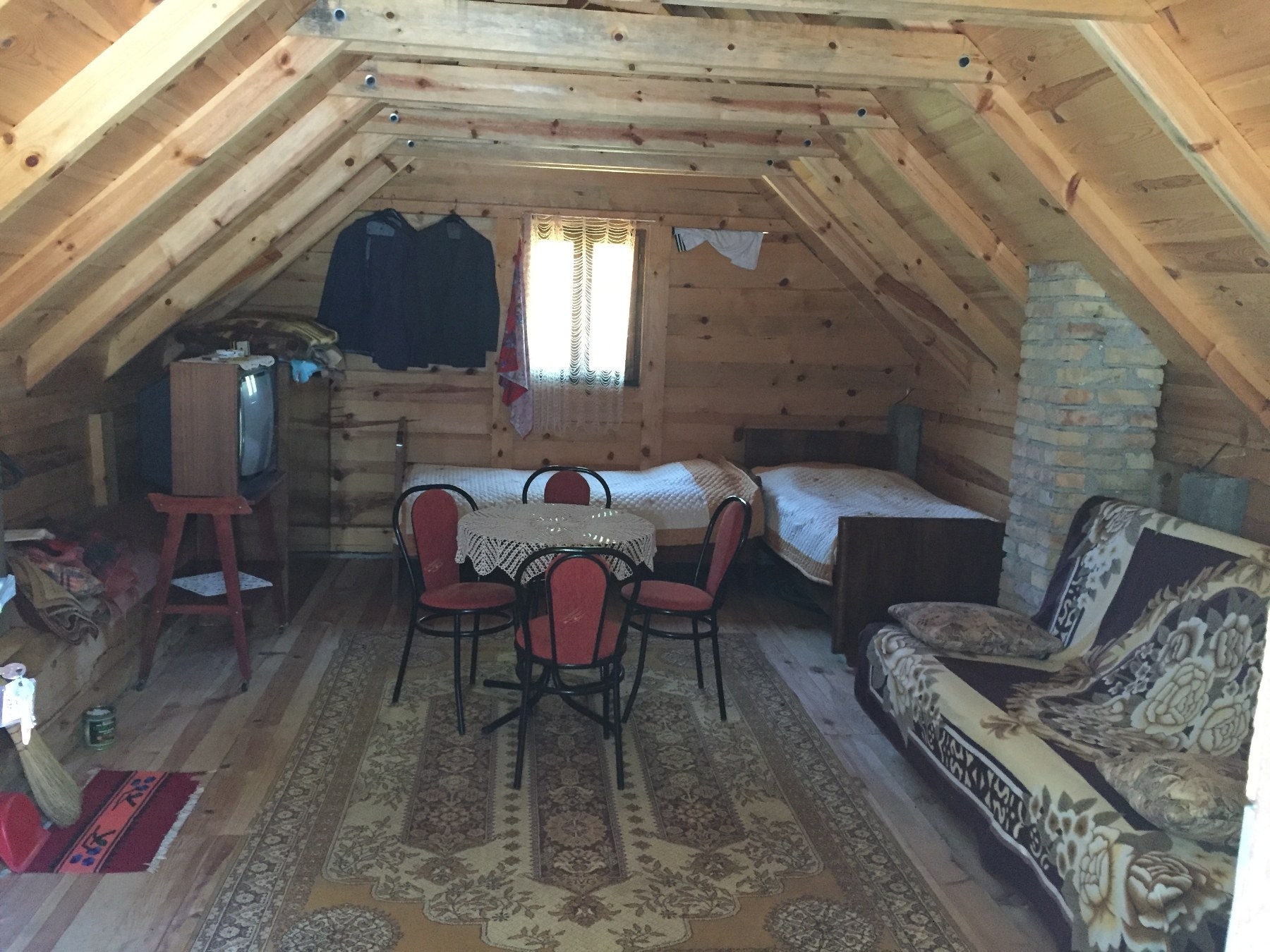 Prodajem vikendicu na Jelovoj Gori-Uzice