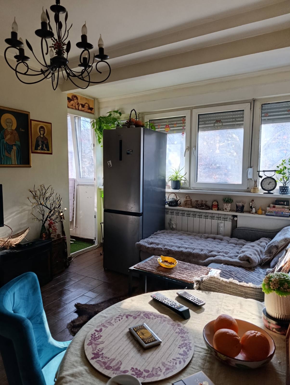 Funkcionalan 2.5 soban, Fontana