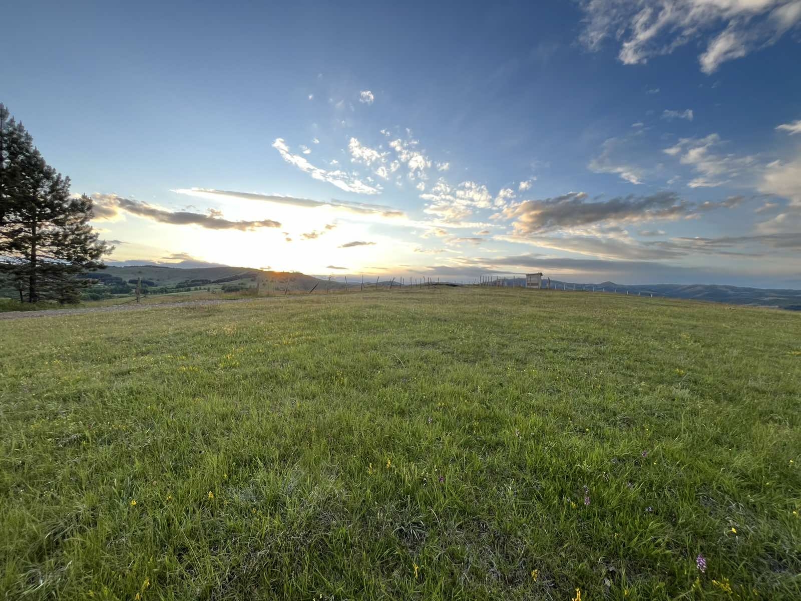 Prodaja placa u selu Ljutice-Tometino Polje