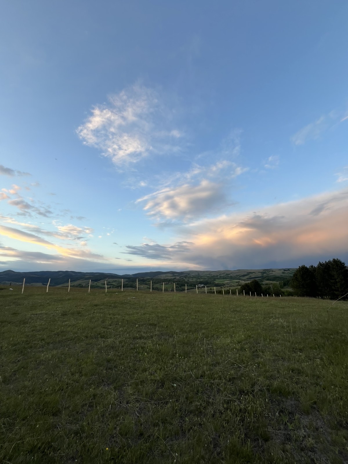 Prodaja placa u selu Ljutice-Tometino Polje