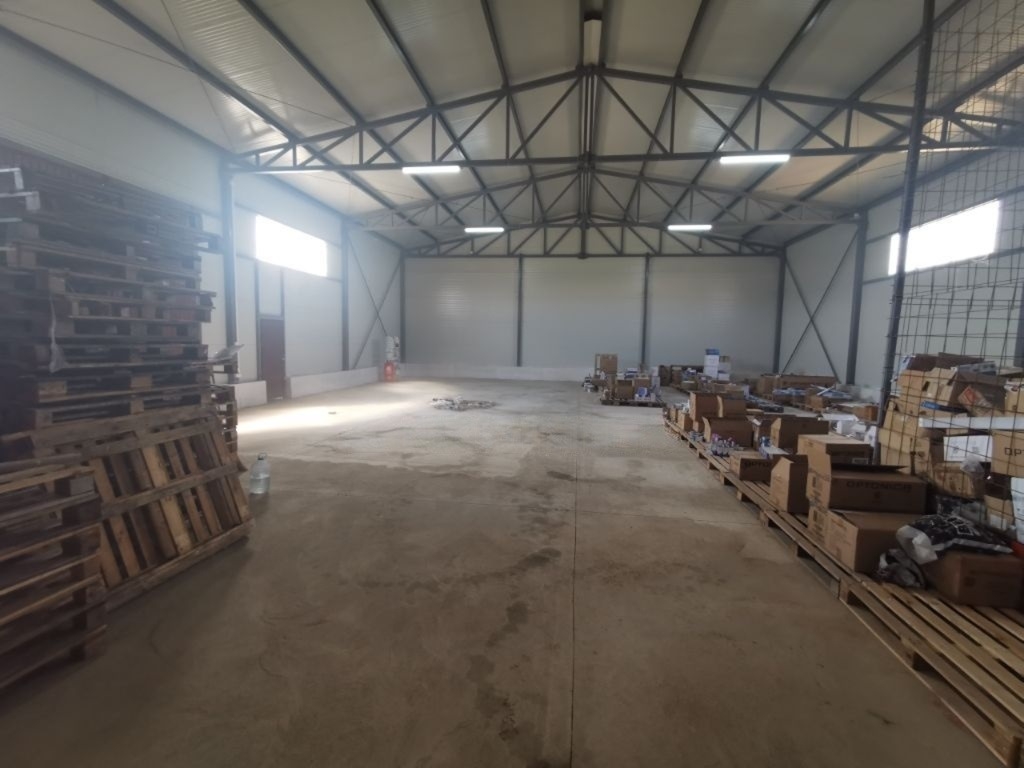 Poslovni prostor u Pojatu