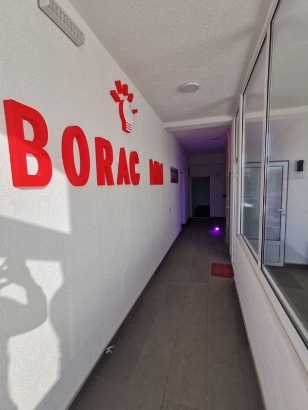 Poslovni prostor u Pojatu