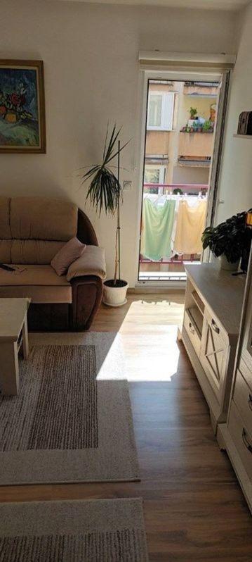 Prodajem nov,moderno opremljen stan