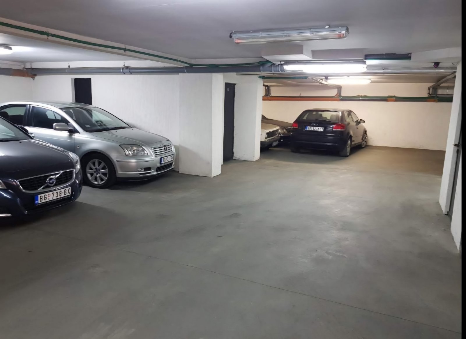 Prodajem ili izdajem LUX stan Beograd-Vozdovac