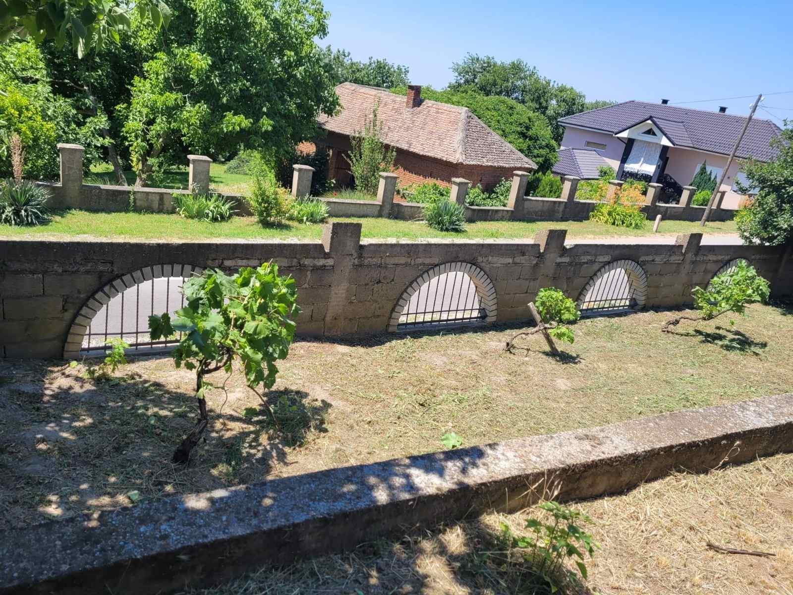 Prodajem kucu u Ramu na Dunavu