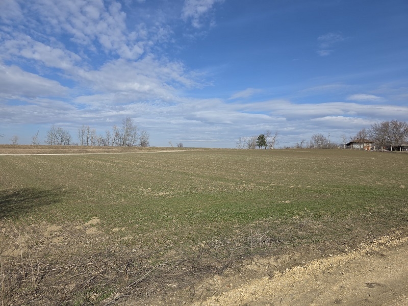 Zemljište na prodaju/zakup - Plac na Dunavu