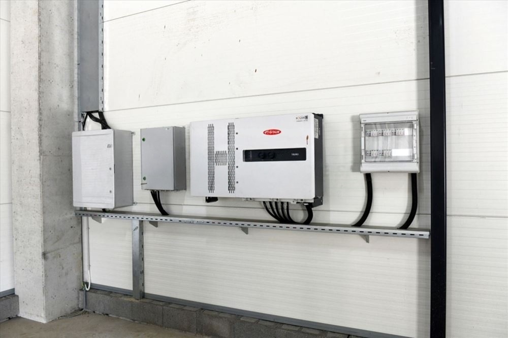 Hala 920m2 solarni paneli 50kw