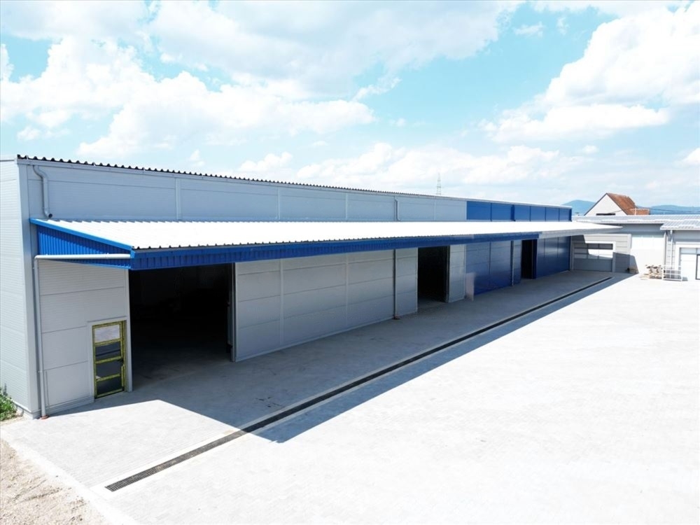 Hala 920m2 solarni paneli 50kw