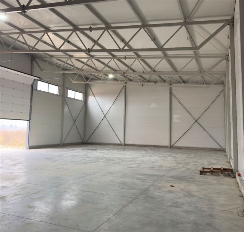 Hala/magacin za izdavanje