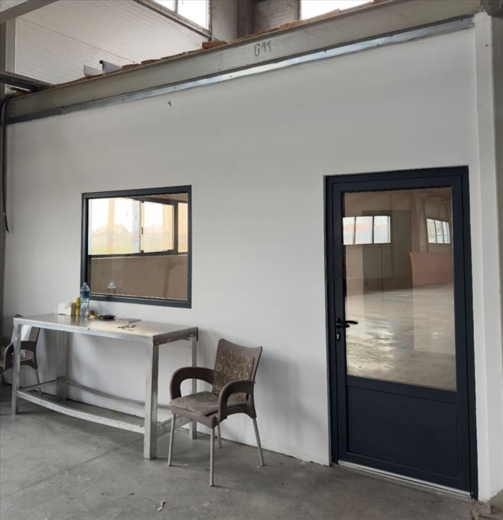 Hala/magacin za izdavanje