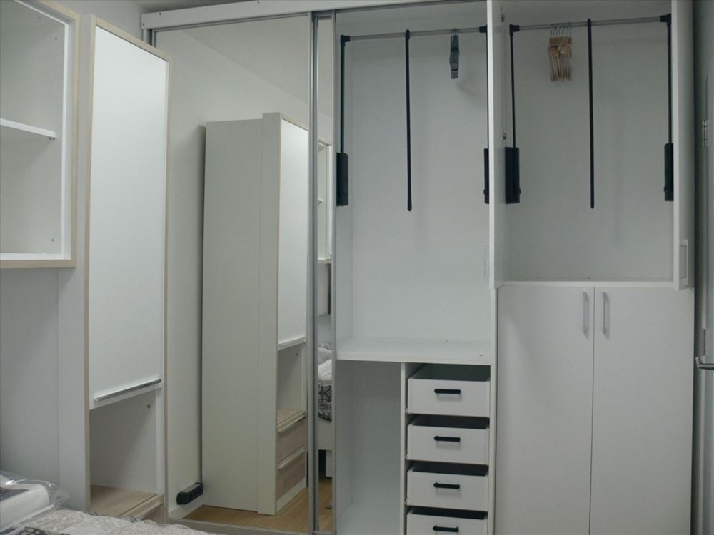 Izdajem nov dvosoban stan na Autokomandi