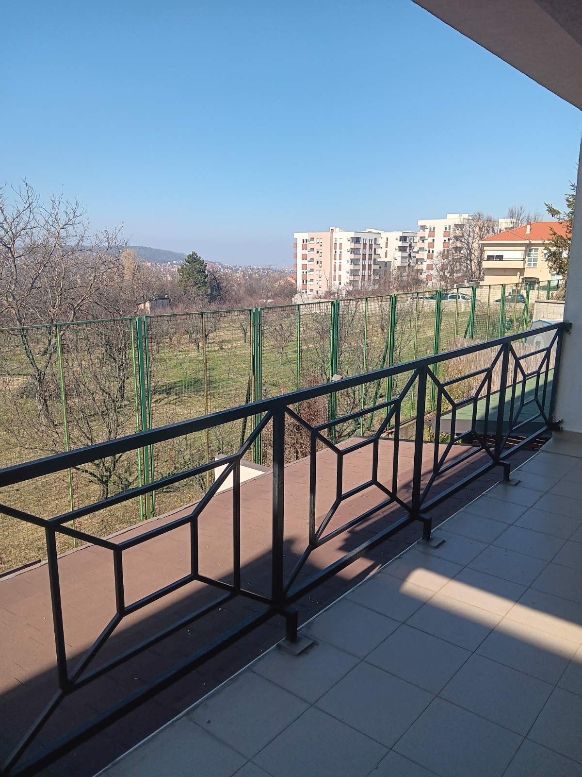 Prodajem dvosoban stan na Mirijevu