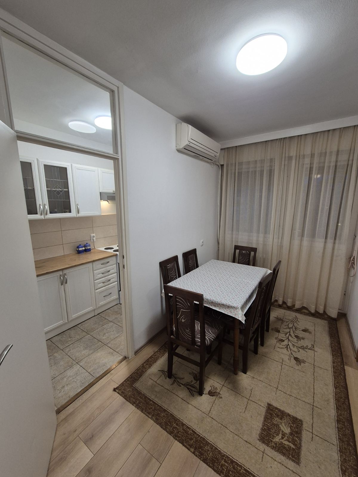 Povoljno izdajem komplerno namesten dvosoban stan