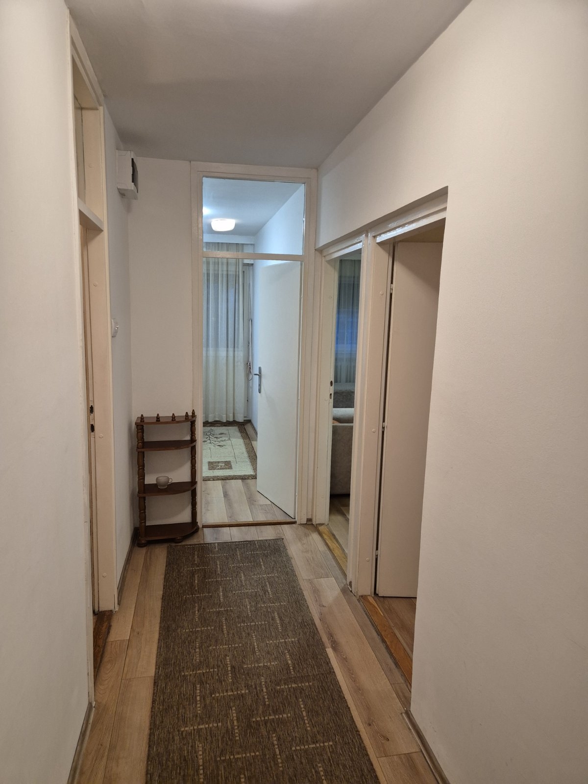 Povoljno izdajem komplerno namesten dvosoban stan