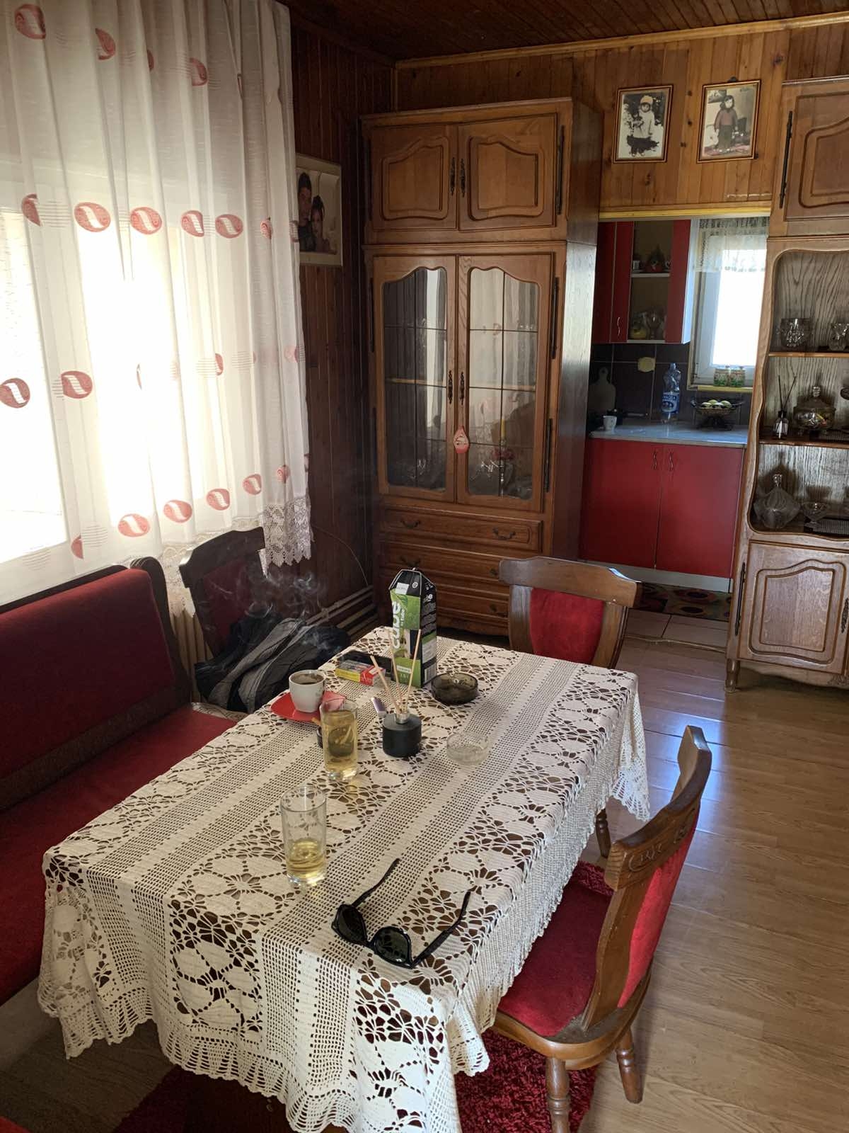 Prodajem domacinstvo u Velikim Crljenima