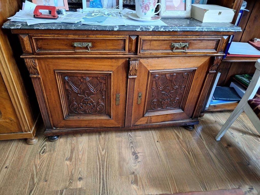 Retka prilika-prodaja kuce u Novom Sadu