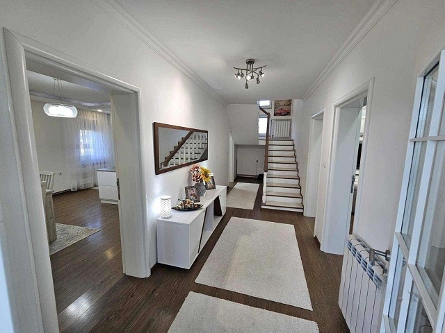 Prodaja porodicnog imanja-Donje Nedeljice