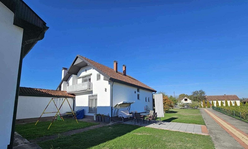 Prodaja porodicnog imanja-Donje Nedeljice