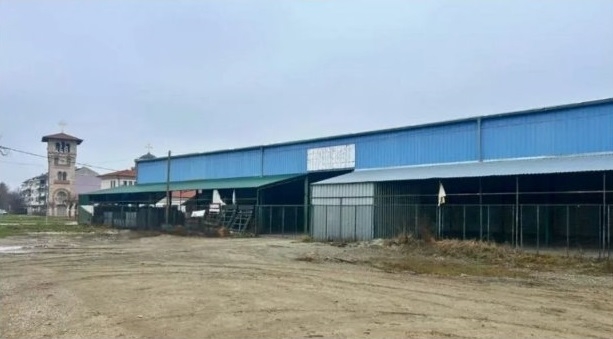 Izdaje se poslovni i magacinski prostor 