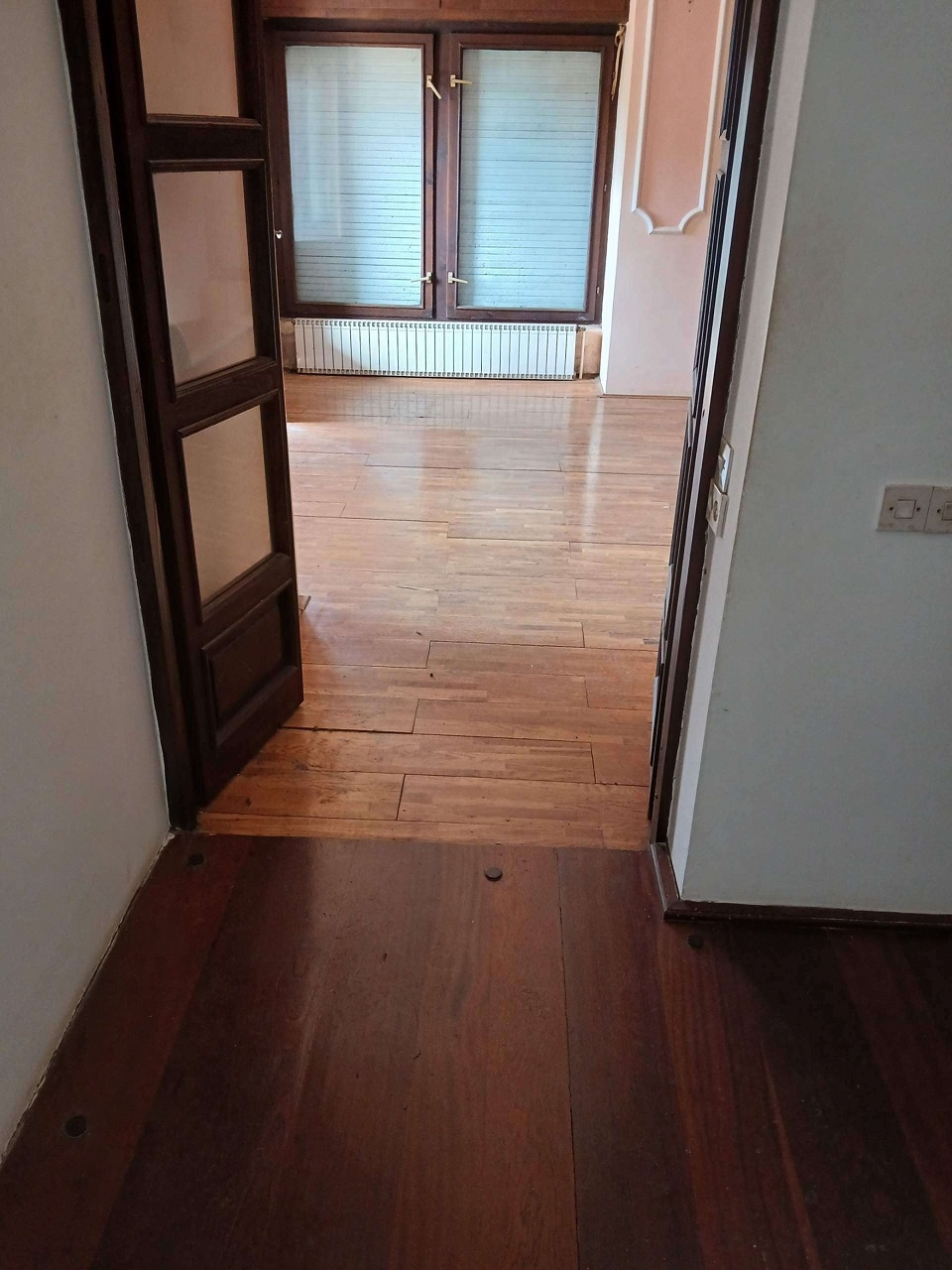 Prodajem kucu u Backoj Topoli