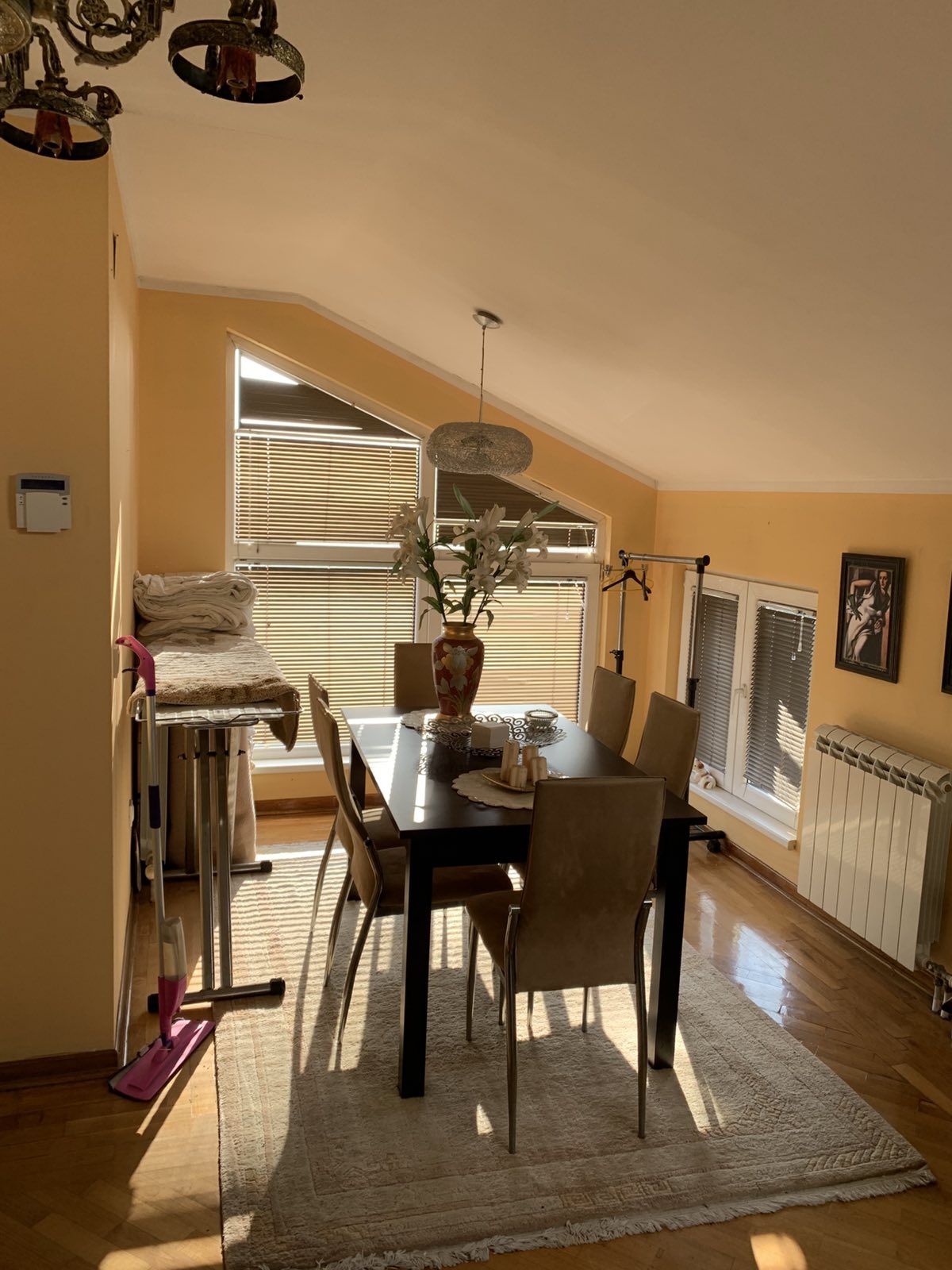 Na prodaju dve kuce u Slatini-Sopot