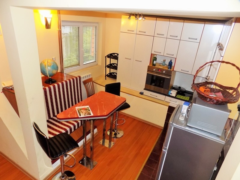 Centar-Ekonomski fakultet,LUX namesten,moderan