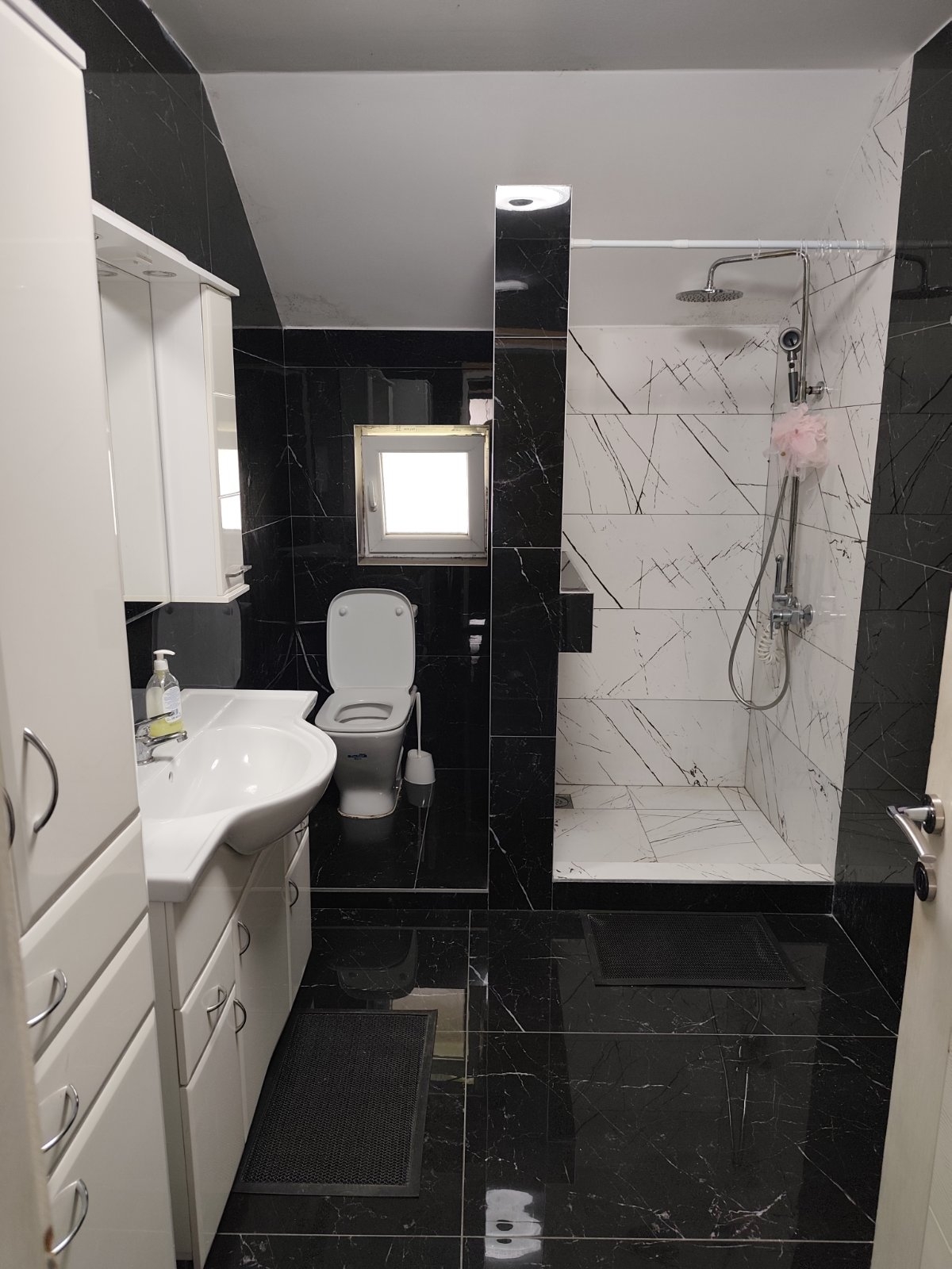 Kuca na prodaju 280m2 Sajlovo-Novi Sad