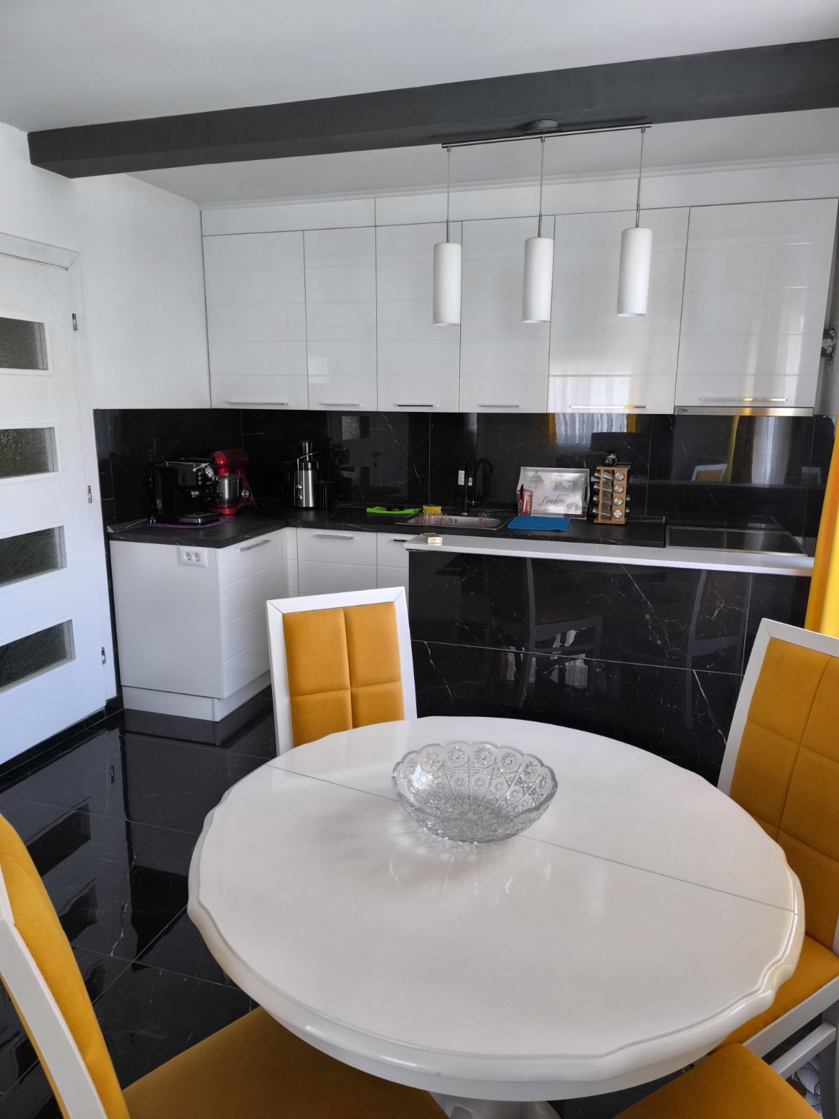 Kuca na prodaju 280m2 Sajlovo-Novi Sad