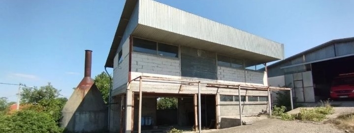 Prodajem magacin