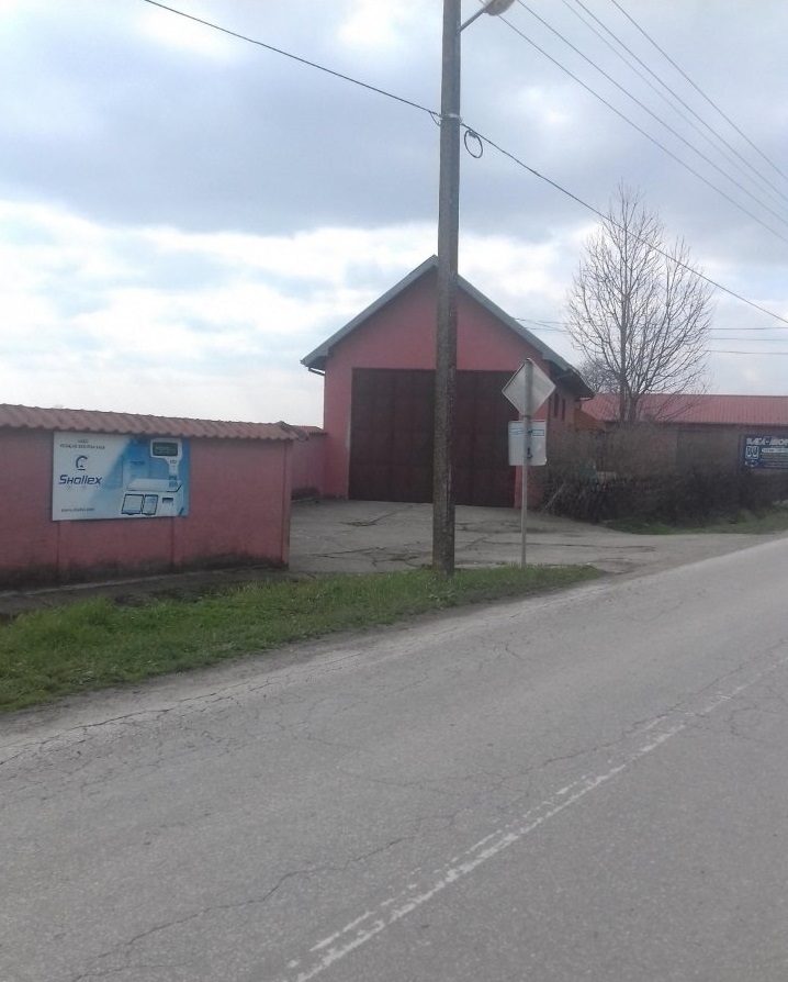 Prodajem stambeno-poslovni prostor