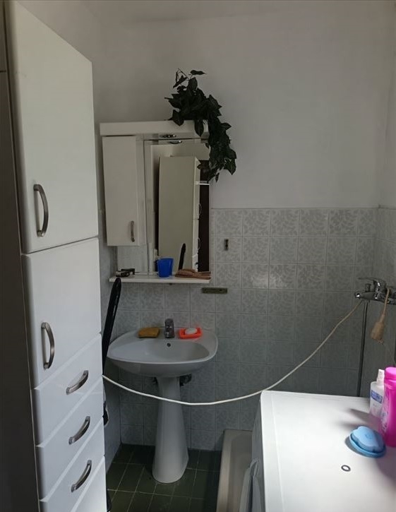 Prodaje se kuca u Grockoj-vikend naselje Voloder