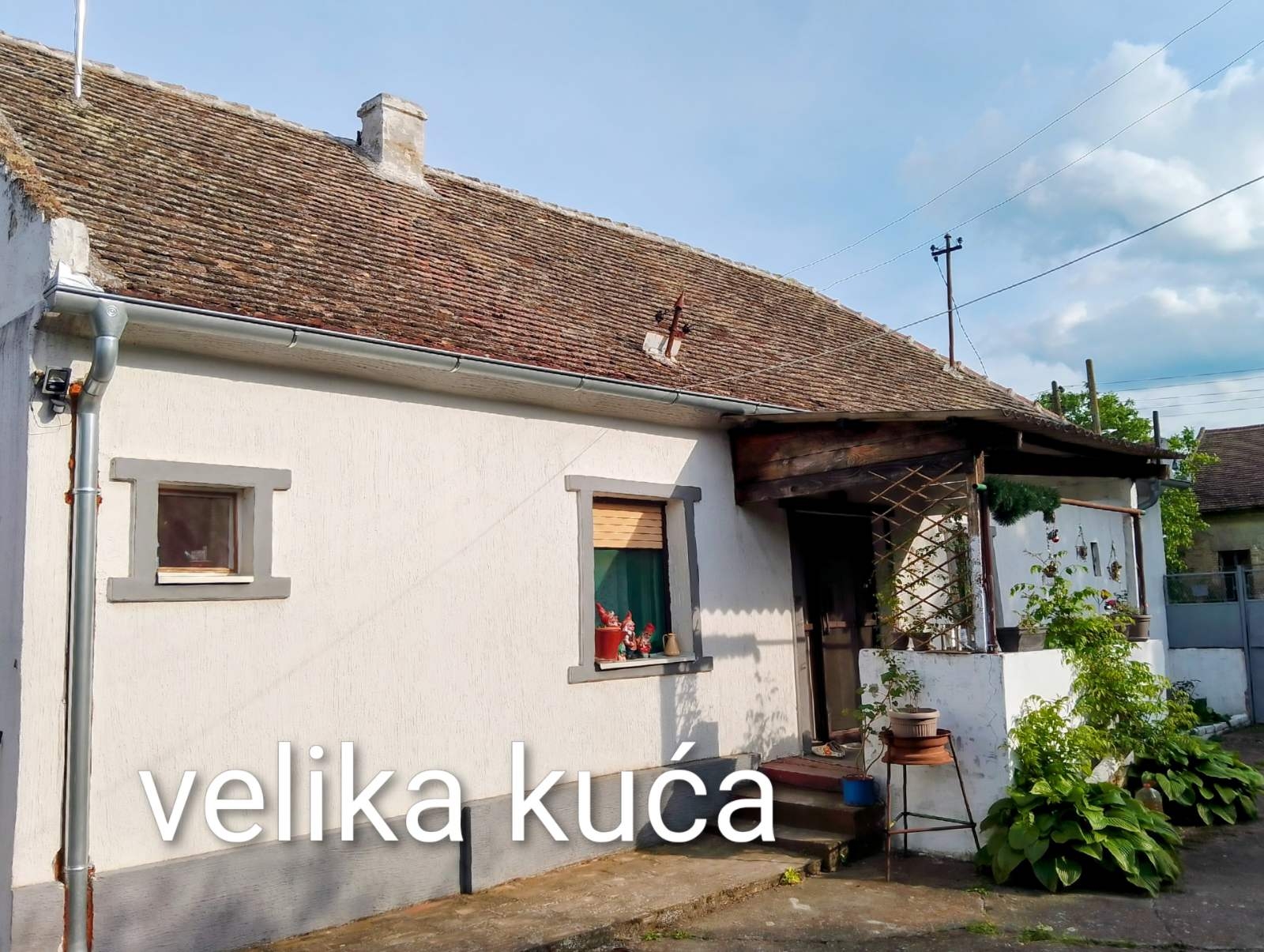 Prodajem kucu u Banatskoj Dubici