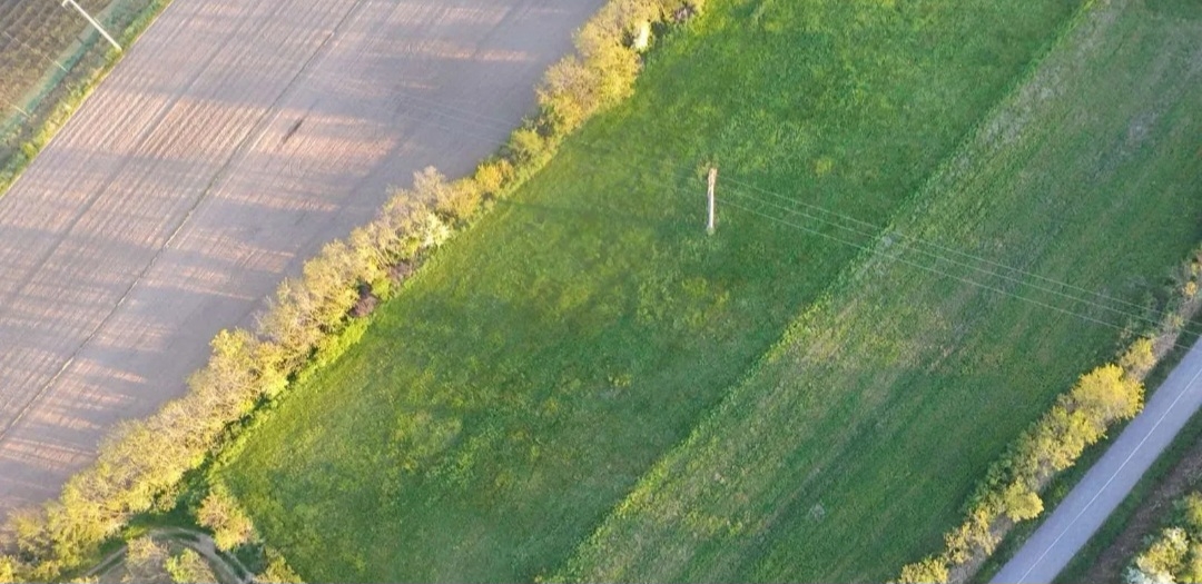 Prodajem gradjevinsko zemljiste 4km Sopota