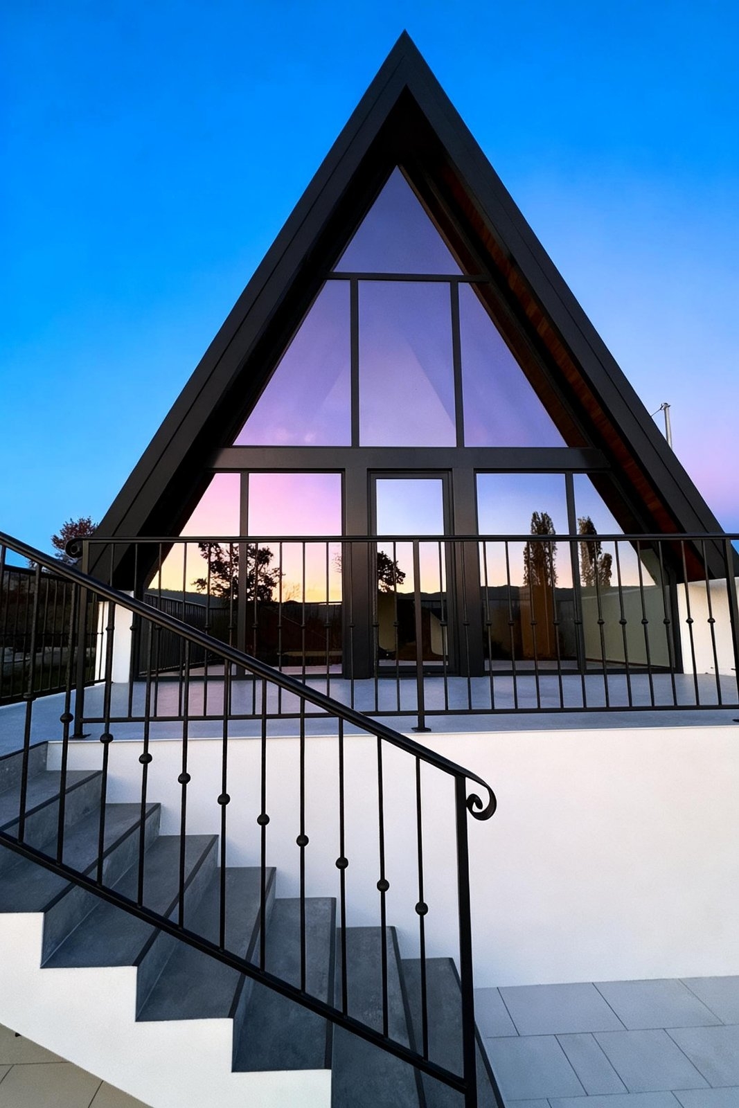 Na prodaju Luxury Villas&Poll,Aranđelovac