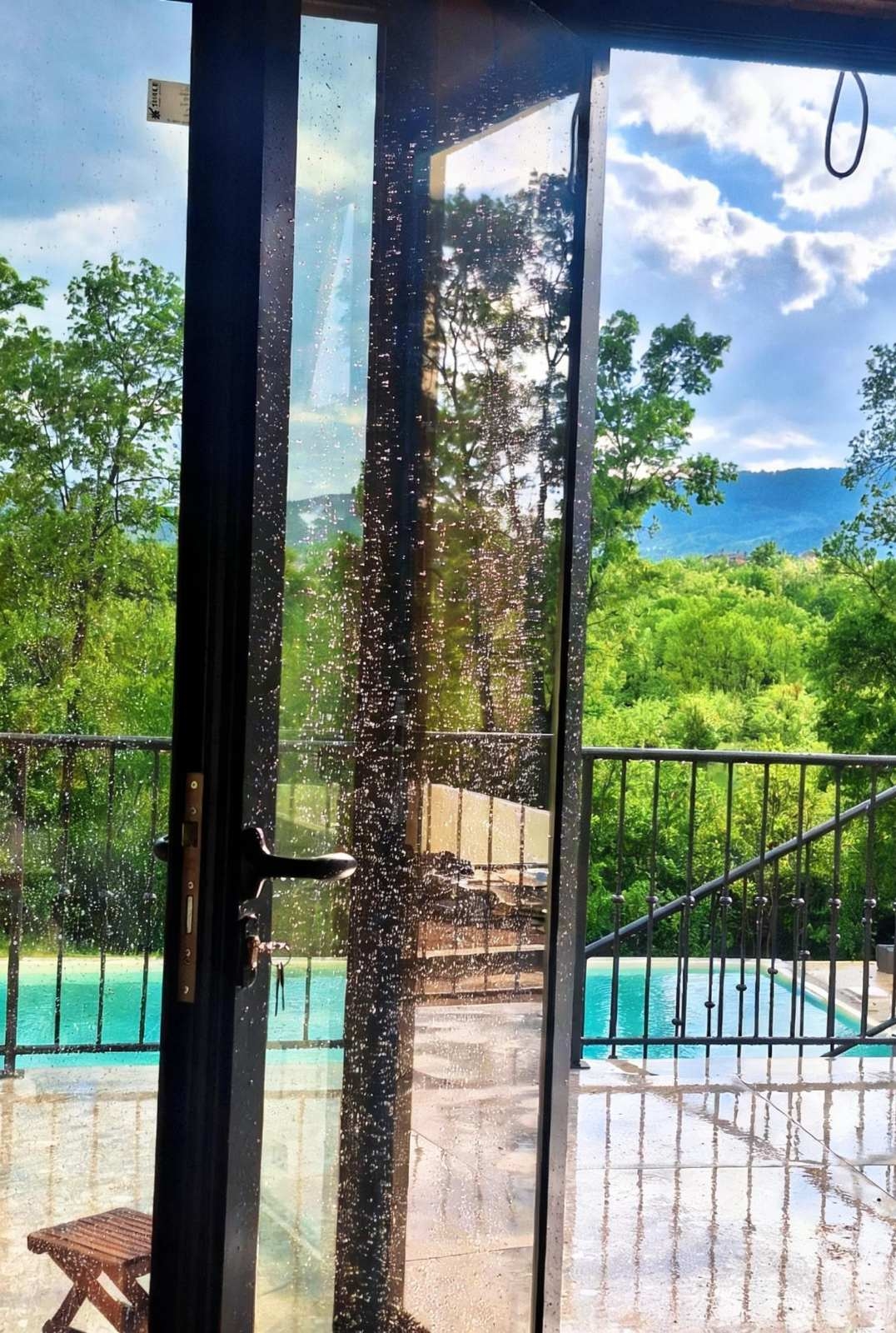 Na prodaju Luxury Villas&Poll,Aranđelovac