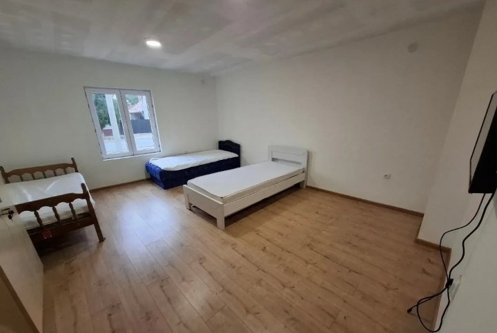 Smeštaj za radnike Surčin-Boljevci