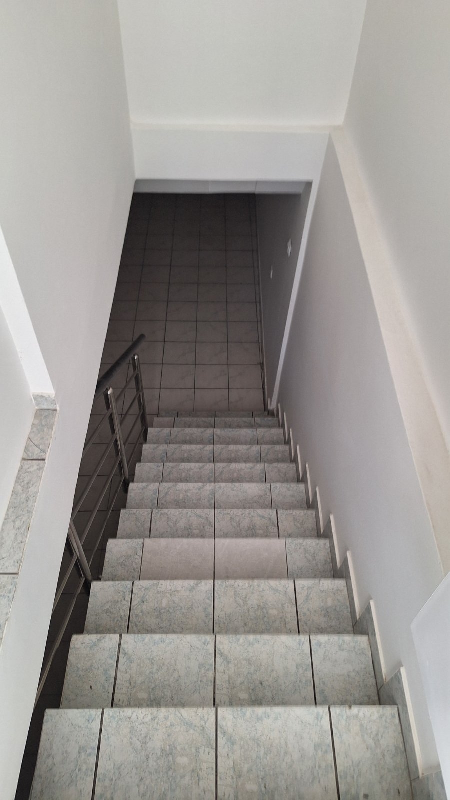 Prodaja lokala 42m2 u dva nivoa-Novo Naselje