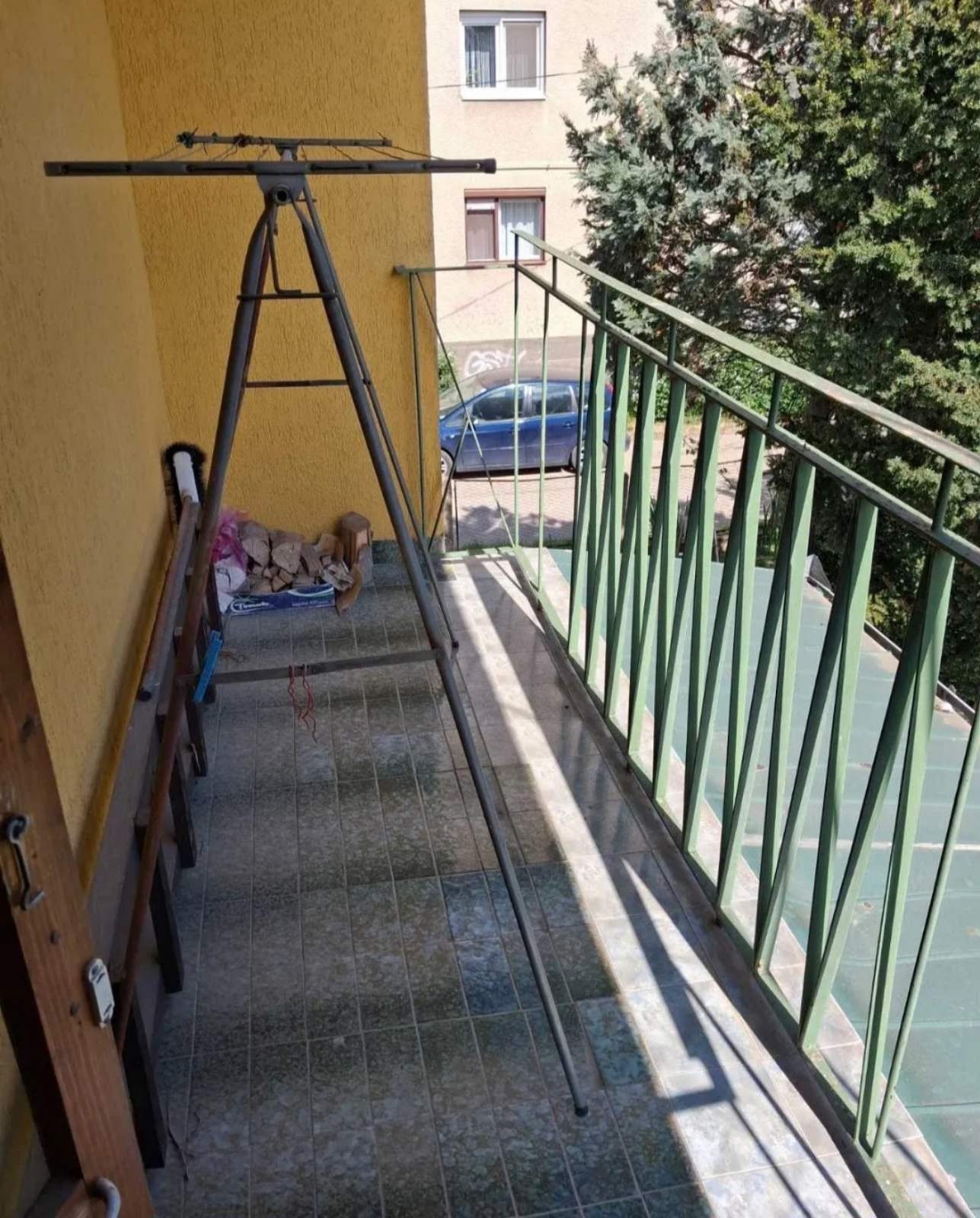 Deo kuce u nizu na izuzetnoj lokaciji