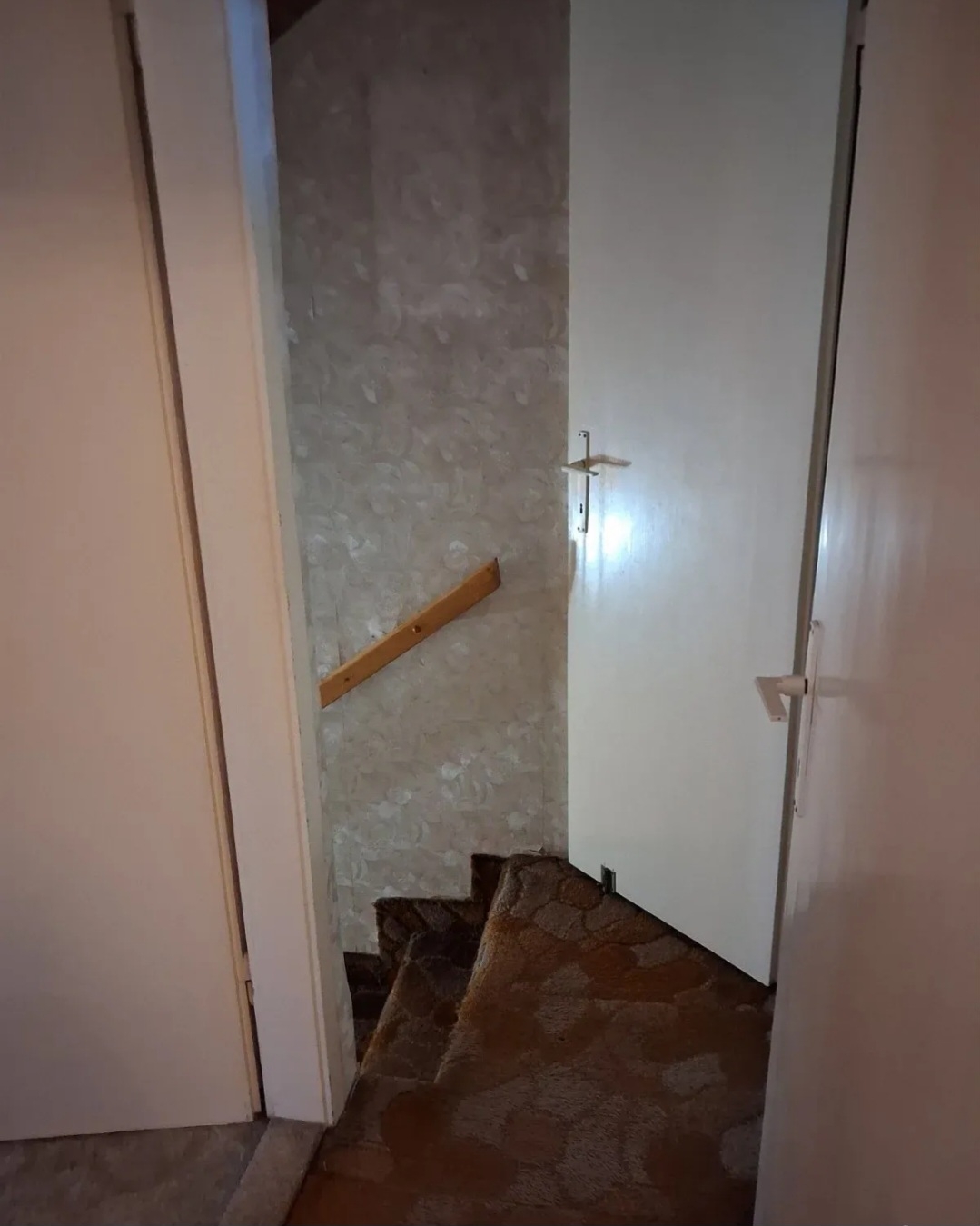 Deo kuce u nizu na izuzetnoj lokaciji