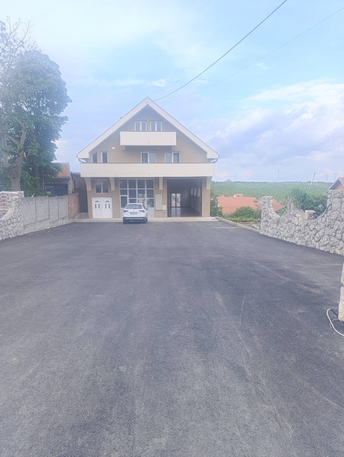Izdaje se lokal u Kaludjerici
