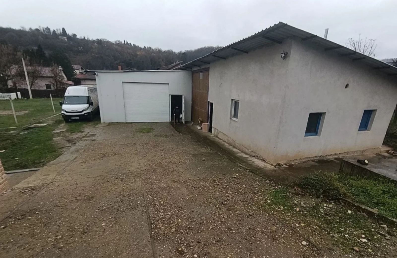 Hala,magacin,skladiste za izdavanje