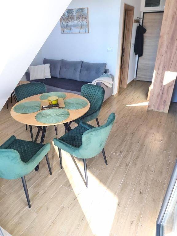 Prodaje se duplex apartman na Divcibarama