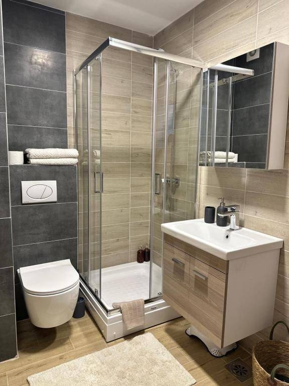 Prodaje se duplex apartman na Divcibarama