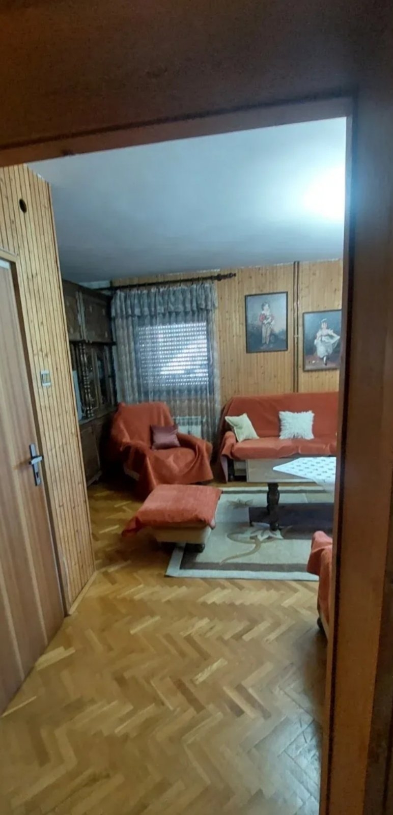 Kuća u mirnom delu naselja Trešnja